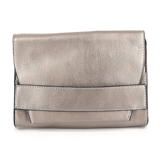 Handbags - Silver purse, new